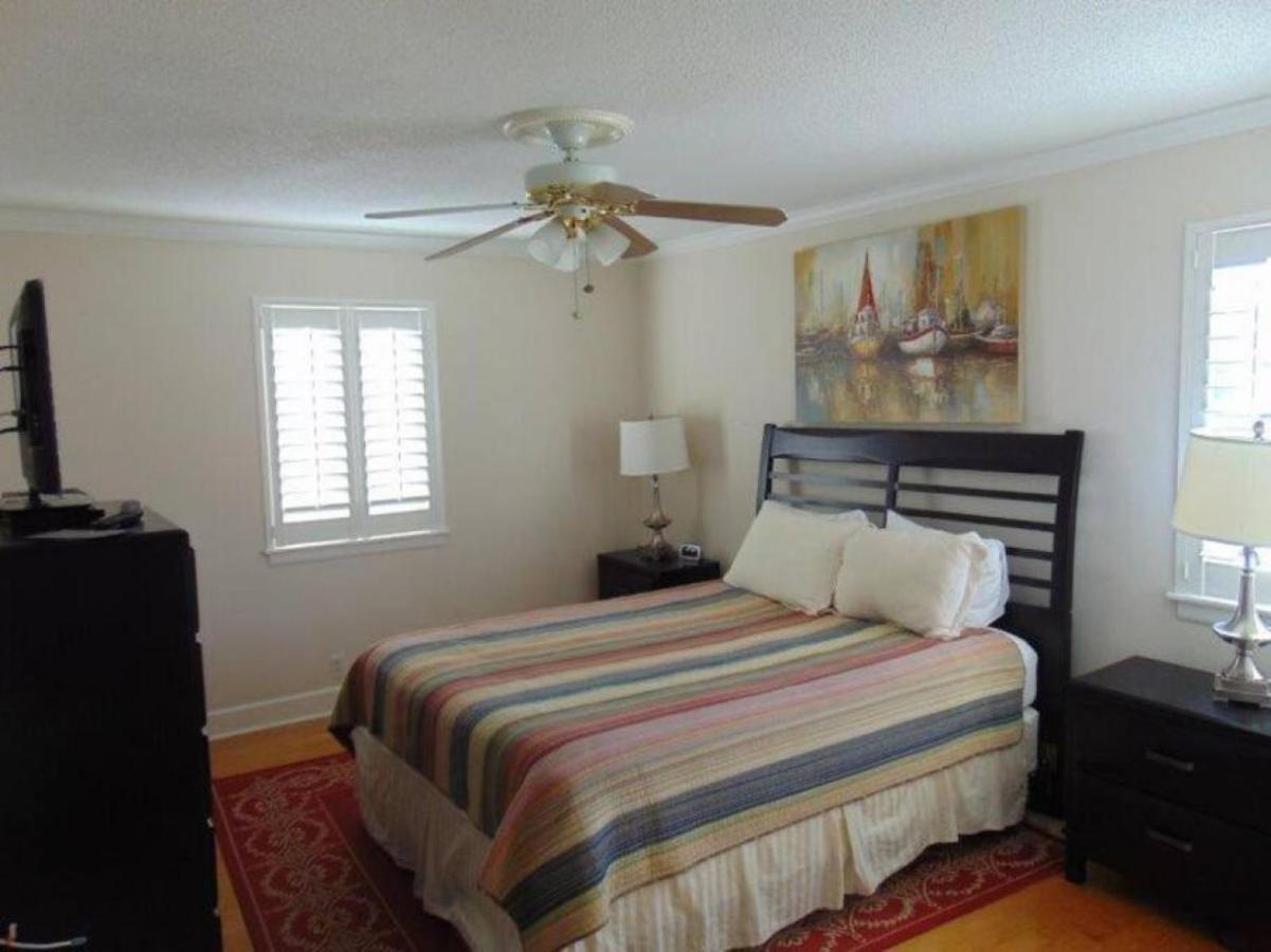 W2 Ocean Walk Resort Upstairs 2 Bed King And Two Twins Next To Back Pool St. Simons Island Eksteriør bilde