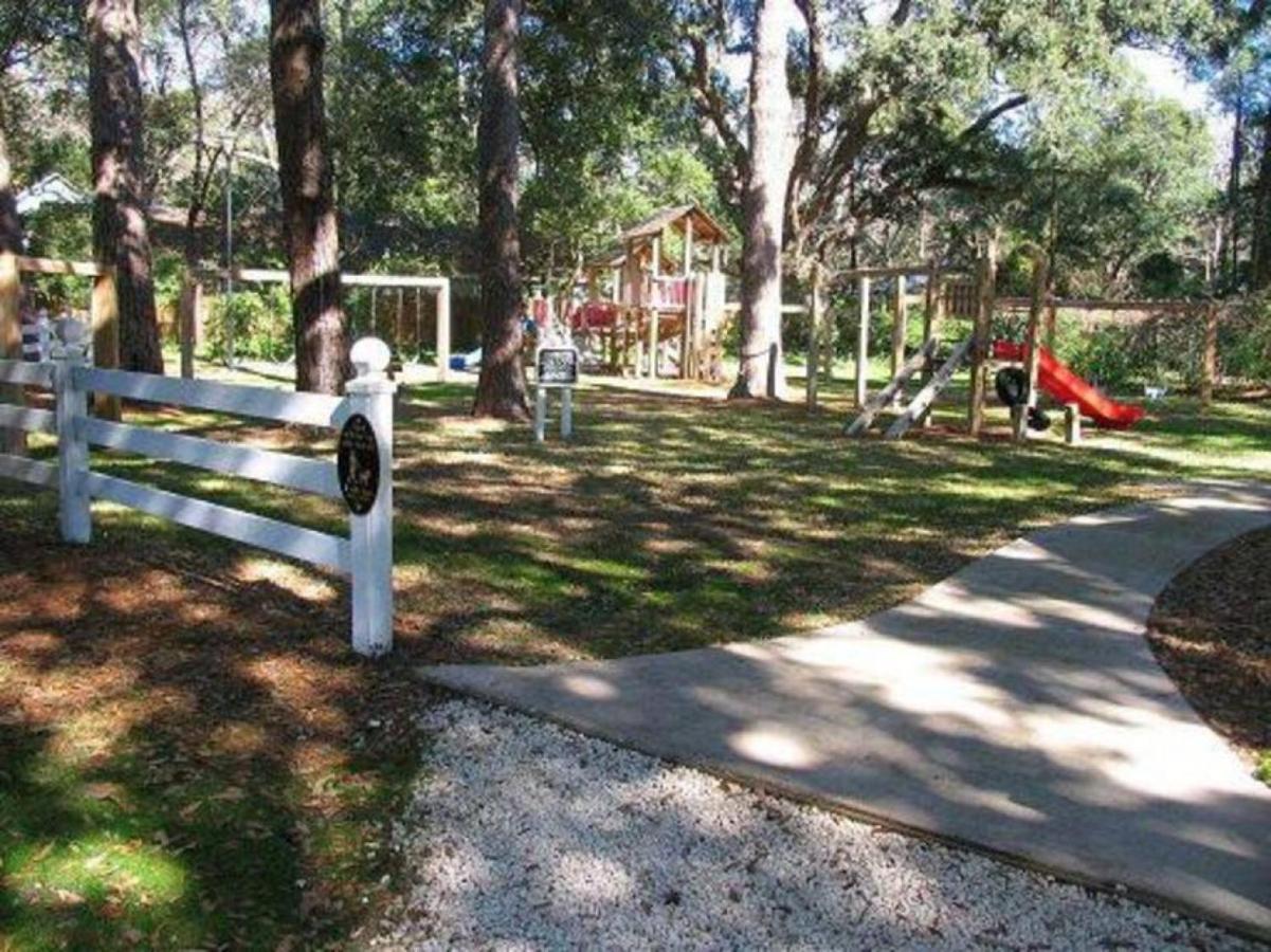 W2 Ocean Walk Resort Upstairs 2 Bed King And Two Twins Next To Back Pool St. Simons Island Eksteriør bilde